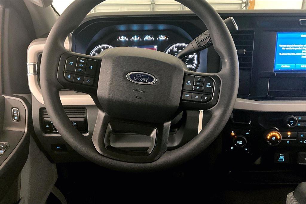 new 2025 Ford F-350 car, priced at $54,000
