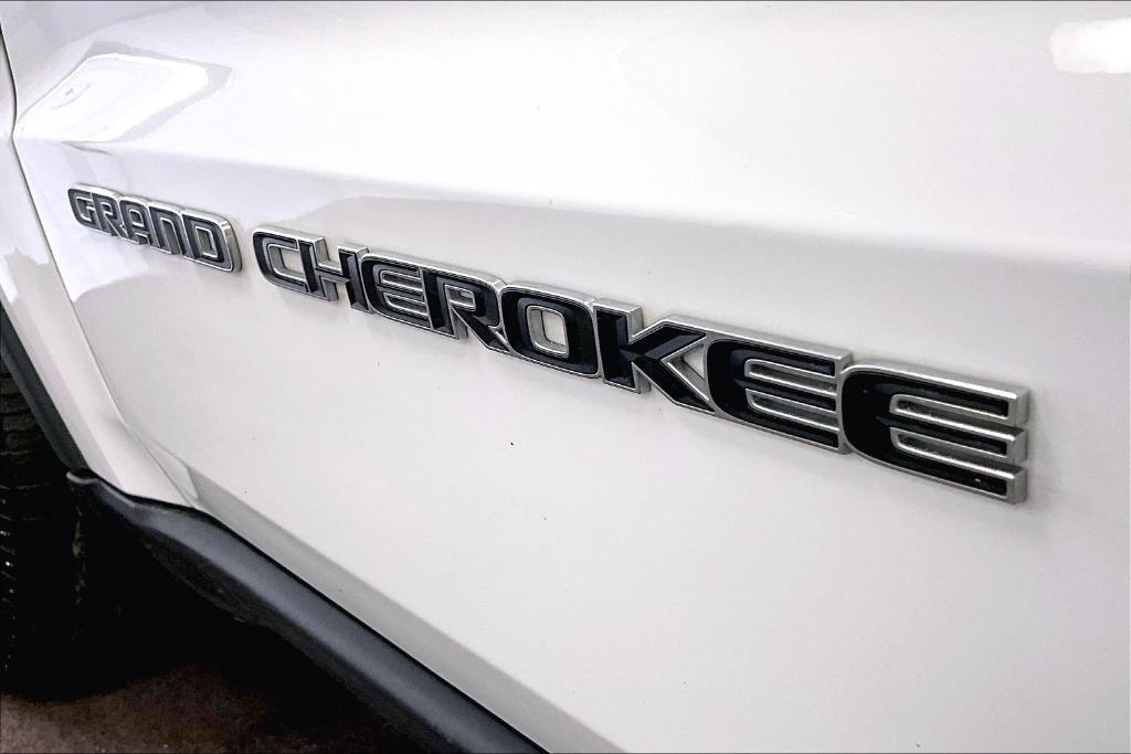 used 2021 Jeep Grand Cherokee car, priced at $26,000