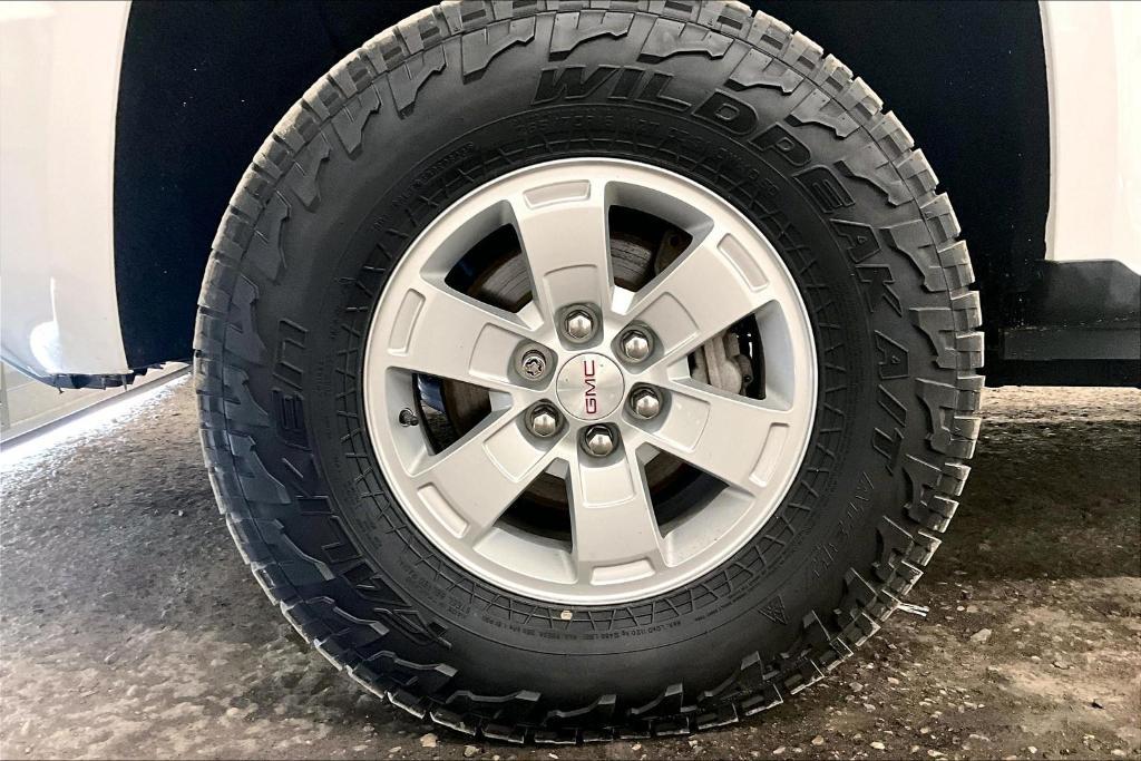 used 2020 GMC Canyon car, priced at $24,750