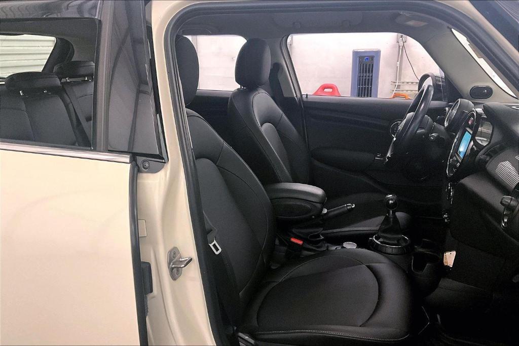 used 2016 MINI Hardtop car, priced at $9,500