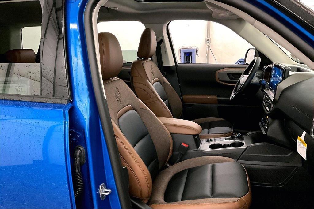 new 2025 Ford Bronco Sport car, priced at $39,000