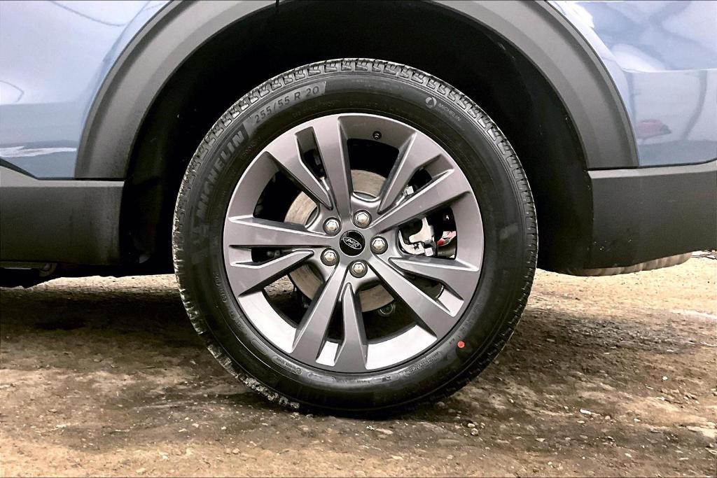 new 2025 Ford Explorer car, priced at $38,488