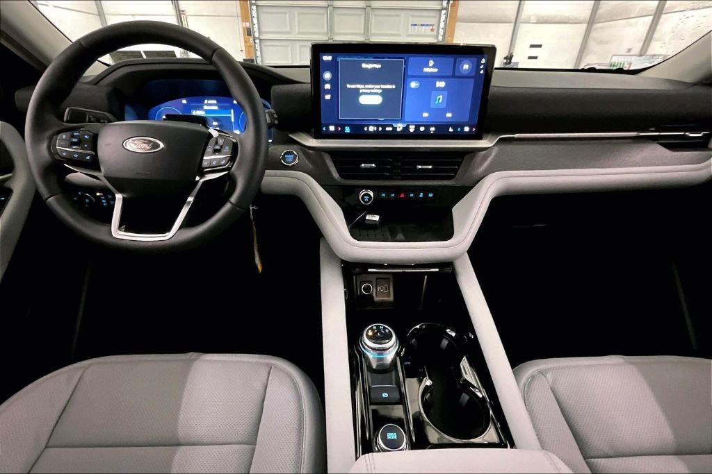 new 2025 Ford Explorer car, priced at $57,624