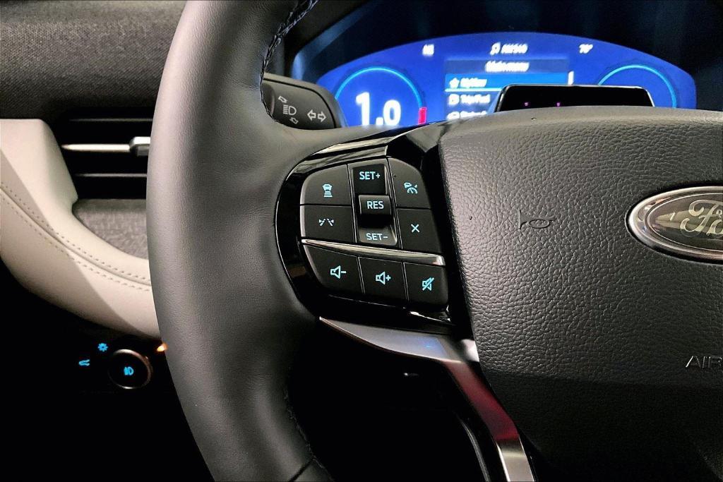new 2025 Ford Explorer car, priced at $57,624