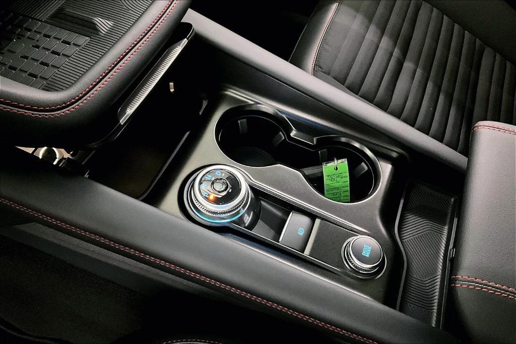 new 2025 Ford Explorer car, priced at $50,157