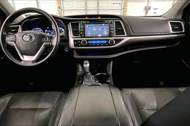 used 2018 Toyota Highlander Hybrid car, priced at $21,977