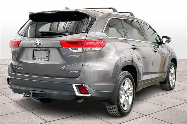 used 2018 Toyota Highlander Hybrid car, priced at $21,977