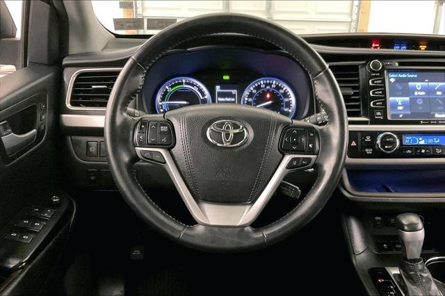 used 2018 Toyota Highlander Hybrid car, priced at $21,977