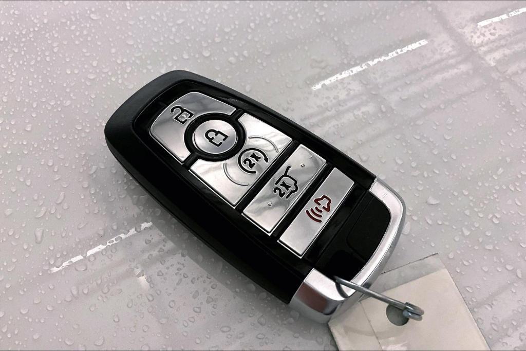 new 2025 Ford Explorer car, priced at $44,000