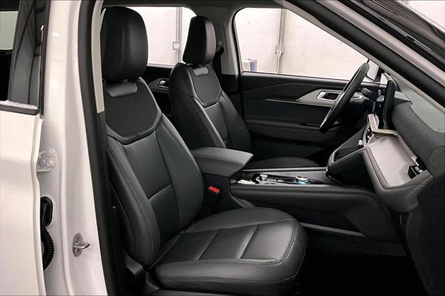 new 2025 Ford Explorer car, priced at $46,059