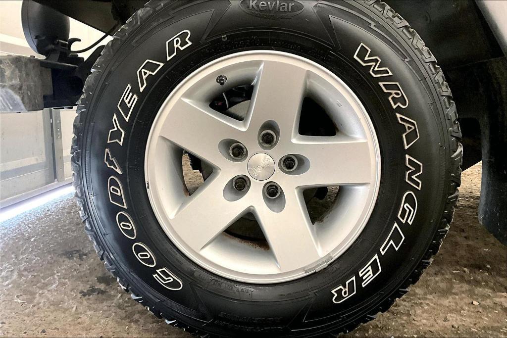 used 2005 Jeep Wrangler car, priced at $12,977