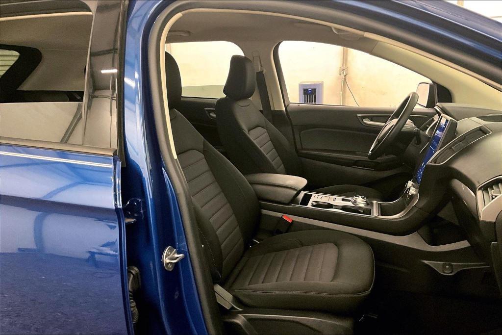used 2021 Ford Edge car, priced at $20,000