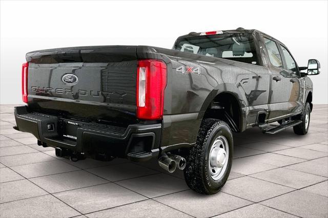 new 2024 Ford F-350 car, priced at $62,000