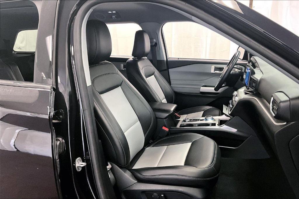 used 2022 Ford Explorer car, priced at $29,000