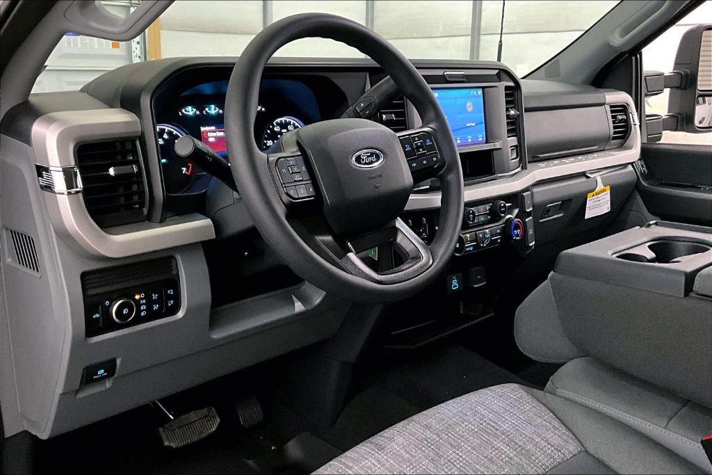 new 2025 Ford F-350 car, priced at $54,000