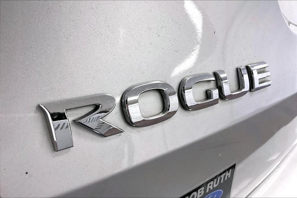 used 2020 Nissan Rogue car, priced at $20,000