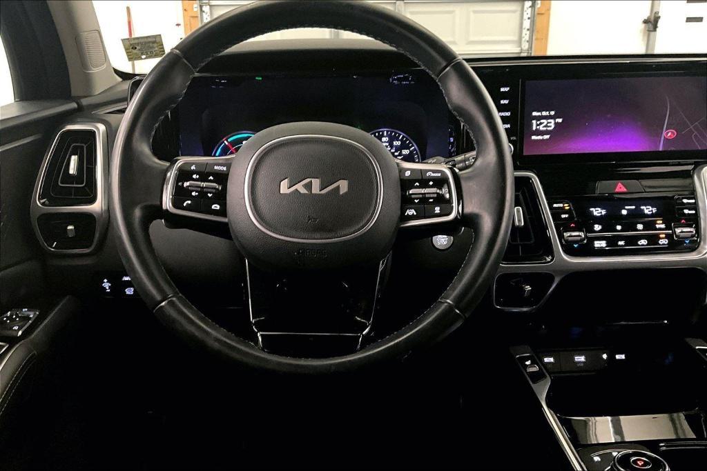 used 2022 Kia Sorento Plug-In Hybrid car, priced at $28,250