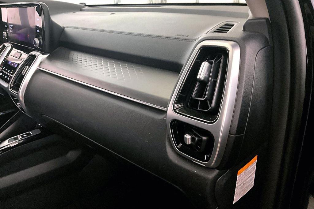 used 2022 Kia Sorento Plug-In Hybrid car, priced at $28,250