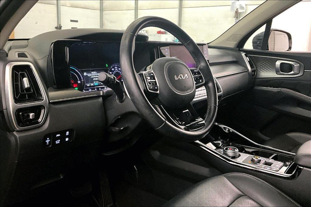 used 2022 Kia Sorento Plug-In Hybrid car, priced at $28,250