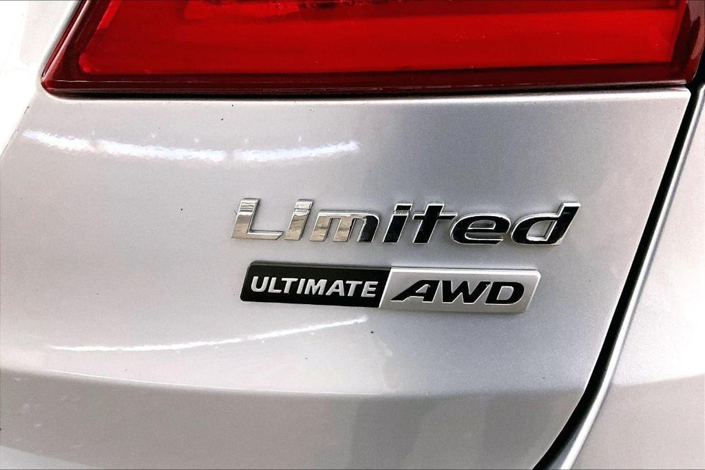 used 2016 Hyundai Santa Fe car, priced at $11,277