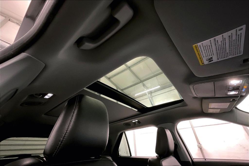used 2020 Ford Explorer car, priced at $28,000