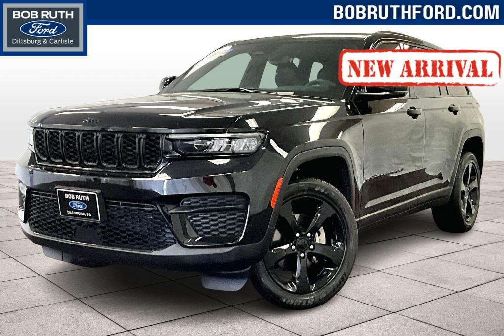 used 2022 Jeep Grand Cherokee car, priced at $34,500