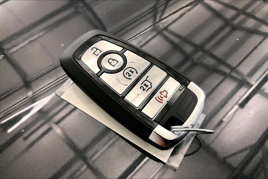 new 2025 Ford Expedition car, priced at $82,000