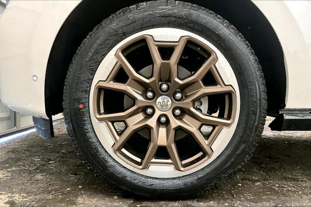 new 2025 Ford Expedition car, priced at $87,000
