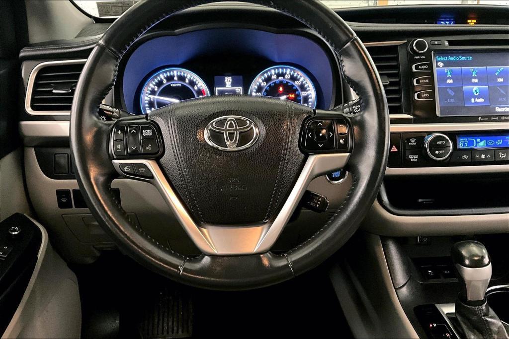 used 2016 Toyota Highlander car, priced at $16,988