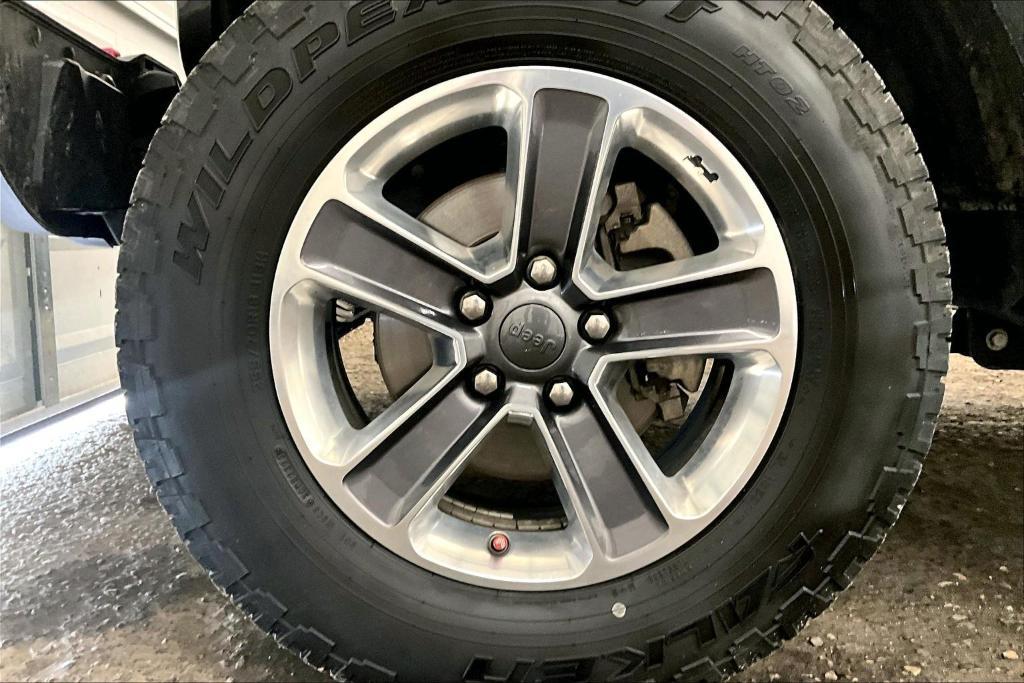 used 2020 Jeep Wrangler Unlimited car, priced at $27,500