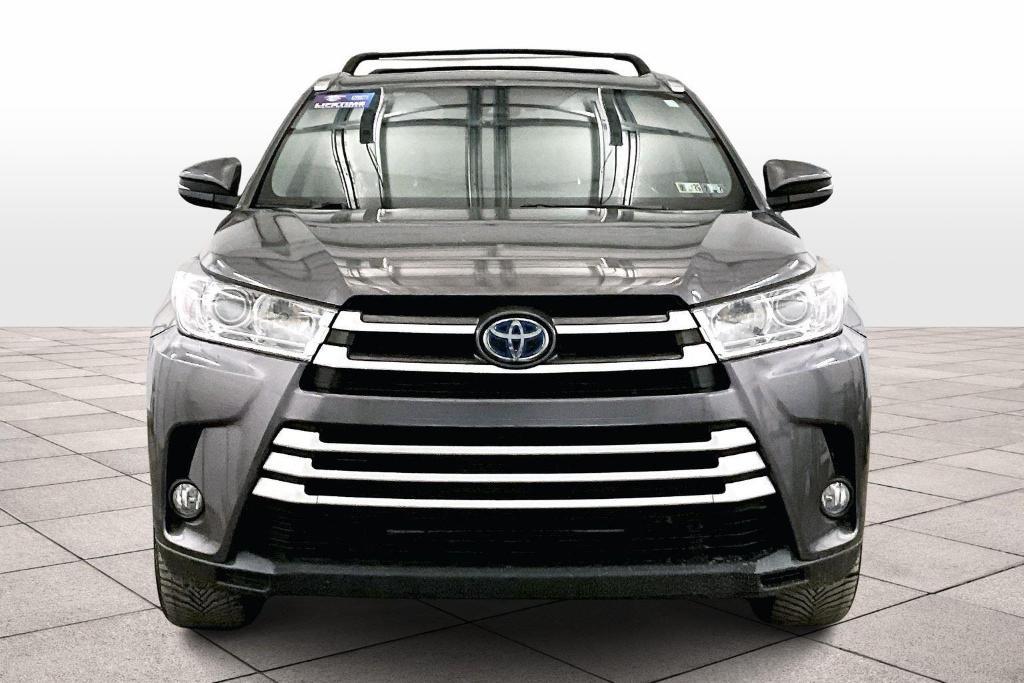 used 2018 Toyota Highlander Hybrid car, priced at $26,750