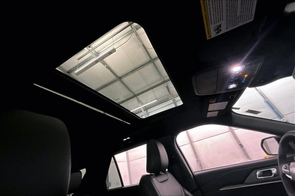 new 2025 Ford Explorer car, priced at $49,500