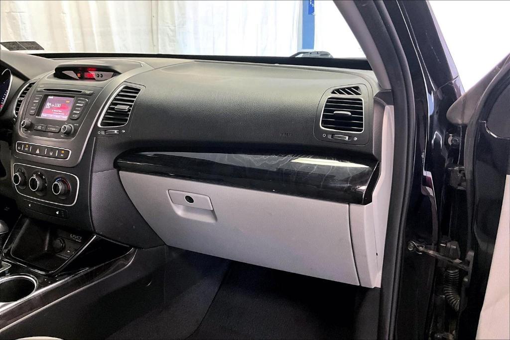 used 2015 Kia Sorento car, priced at $12,750