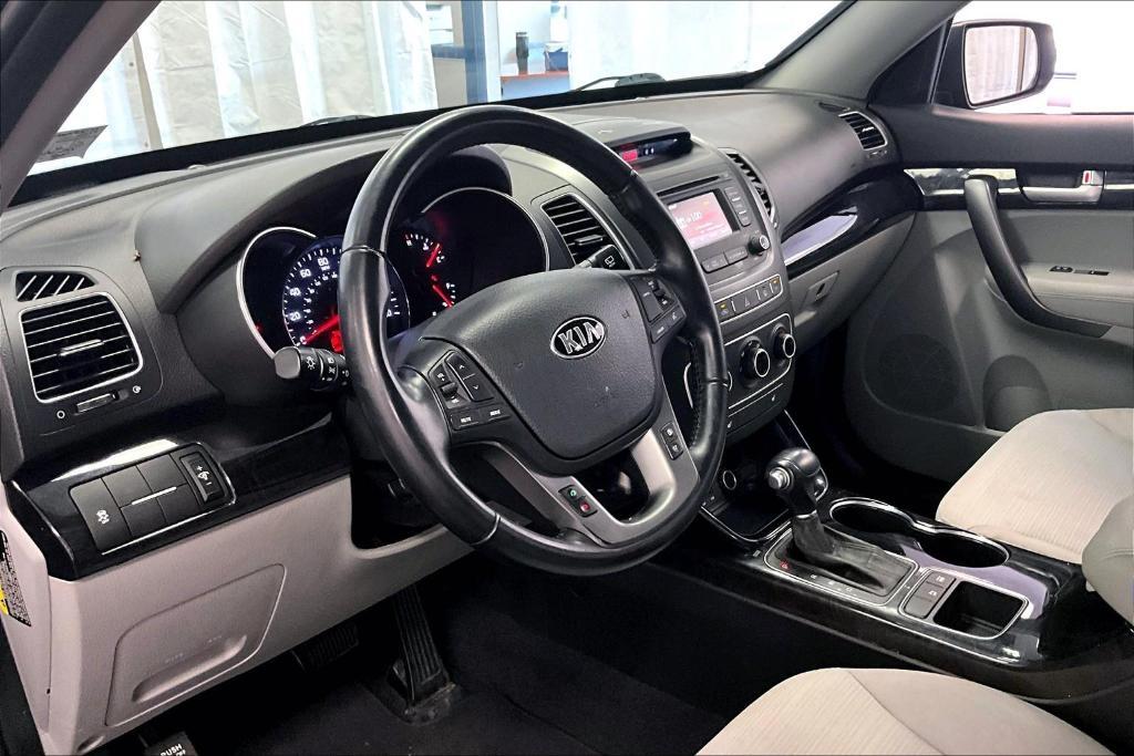 used 2015 Kia Sorento car, priced at $12,750