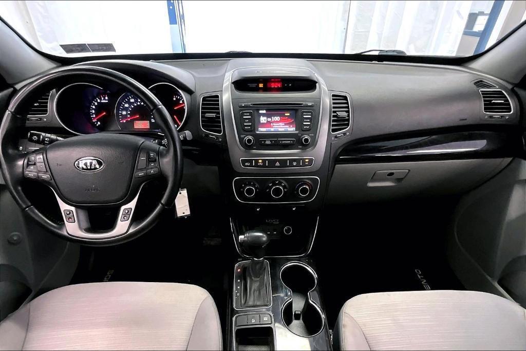 used 2015 Kia Sorento car, priced at $12,750