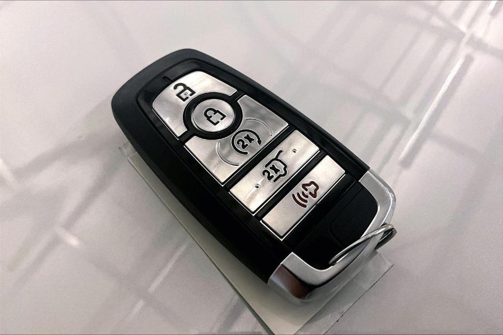 new 2025 Ford Explorer car, priced at $50,627