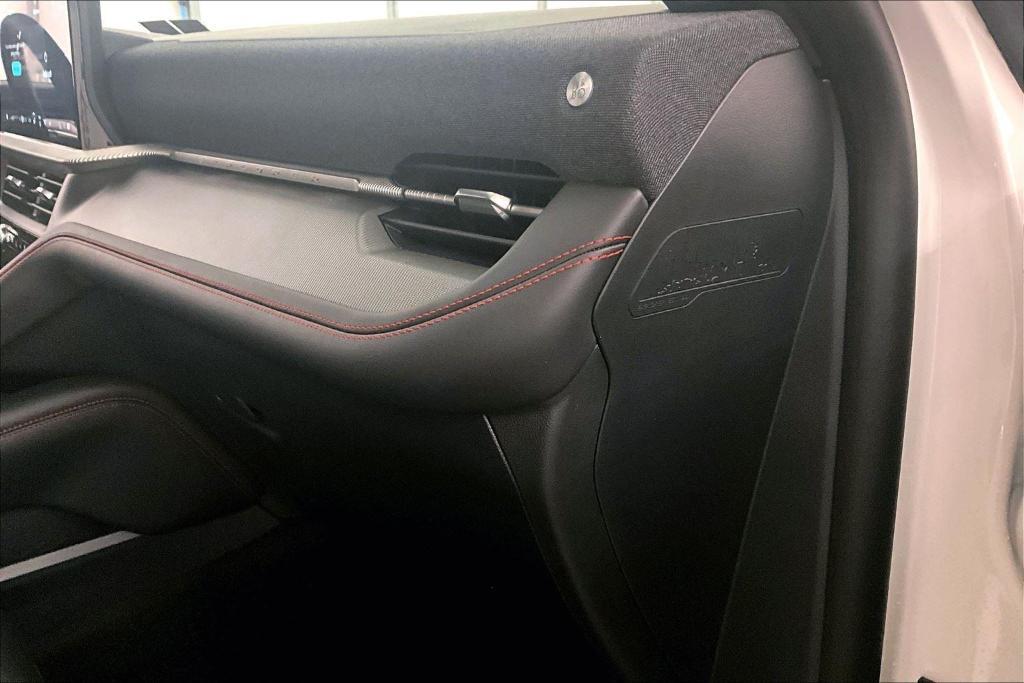 new 2025 Ford Explorer car, priced at $50,627