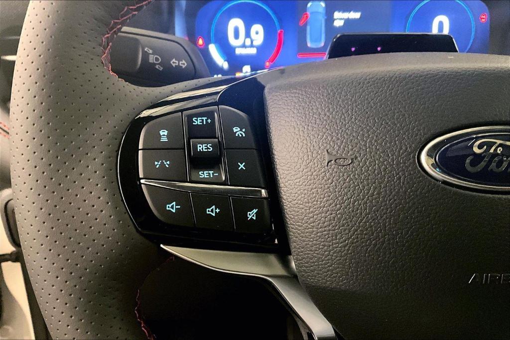 new 2025 Ford Explorer car, priced at $50,627