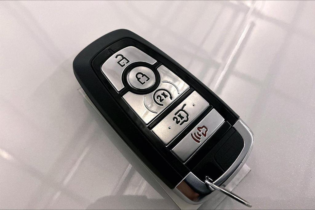 new 2025 Ford Explorer car, priced at $59,141