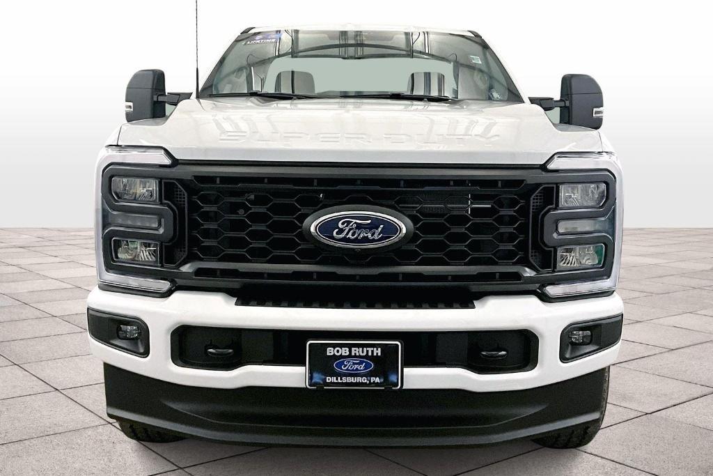 new 2025 Ford F-350 car, priced at $51,000