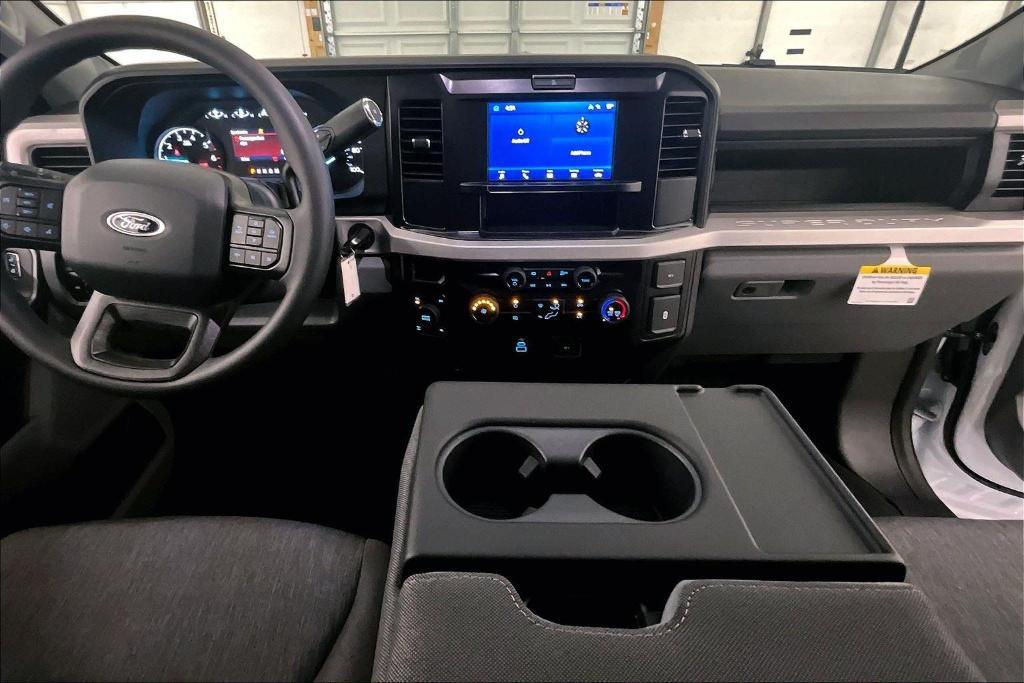 new 2025 Ford F-350 car, priced at $51,000