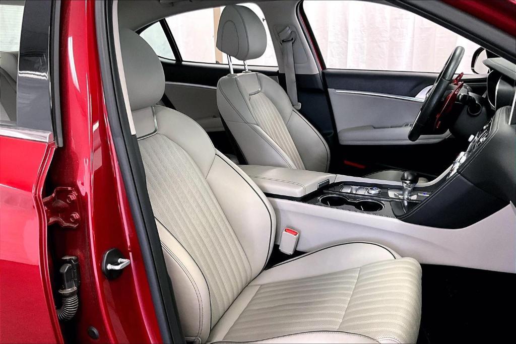 used 2021 Genesis G70 car, priced at $27,500