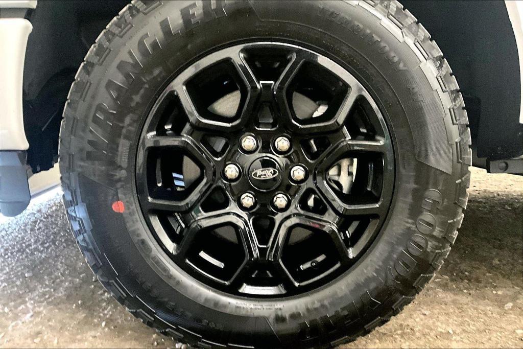 new 2025 Ford F-150 car, priced at $52,284