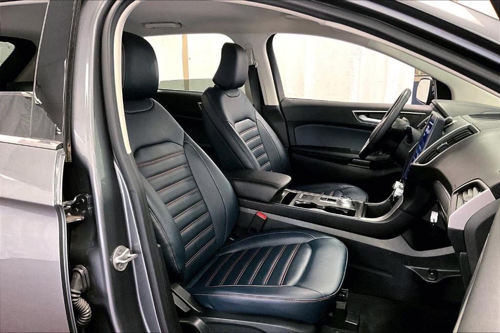 used 2022 Ford Edge car, priced at $28,000