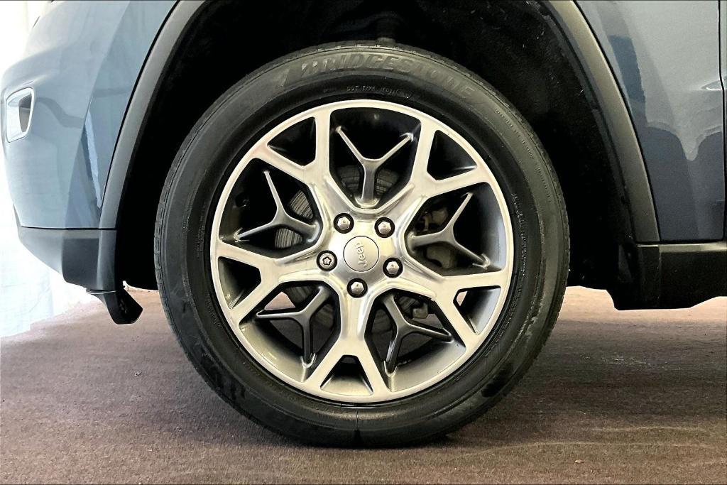 used 2020 Jeep Grand Cherokee car, priced at $25,750