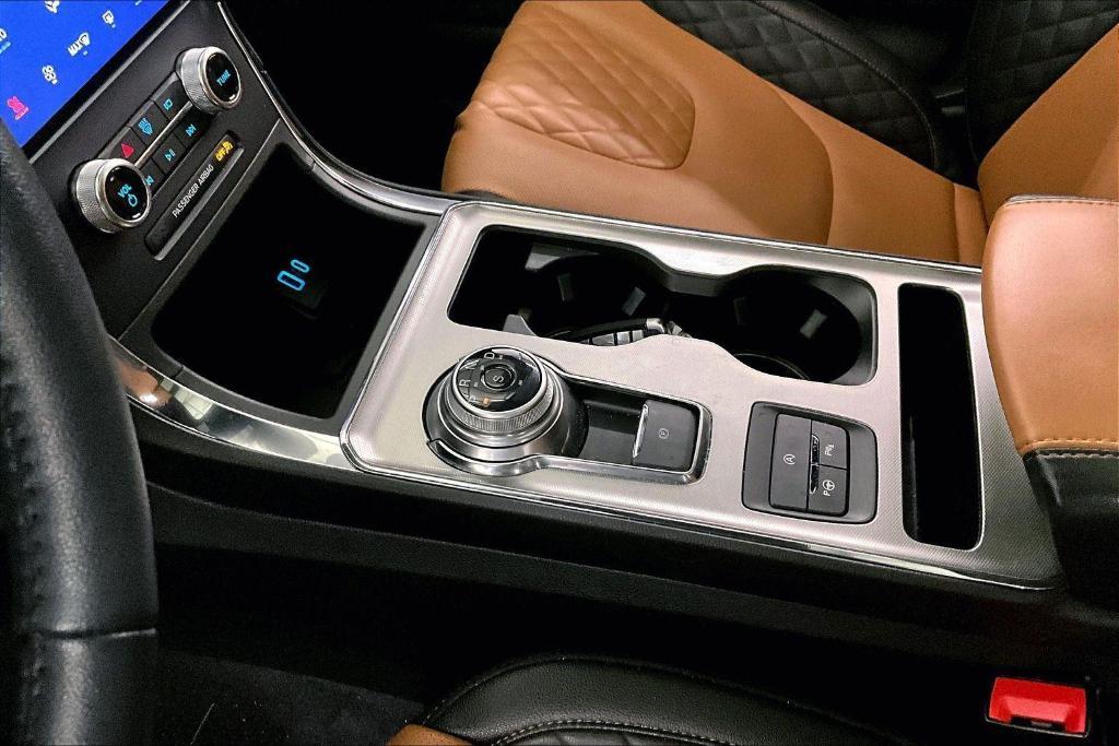 used 2024 Ford Edge car, priced at $32,750