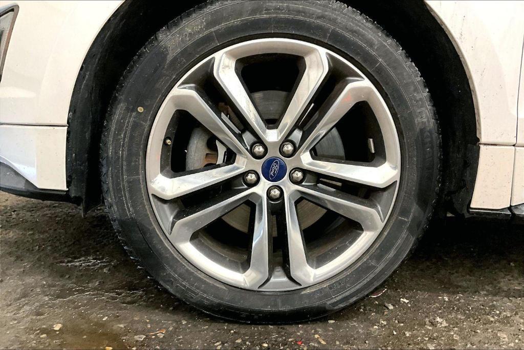 used 2015 Ford Edge car, priced at $16,788