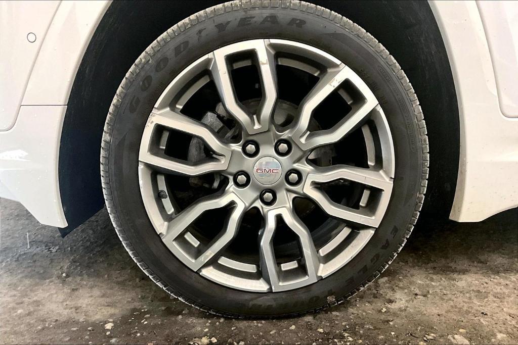 used 2024 GMC Terrain car, priced at $31,000