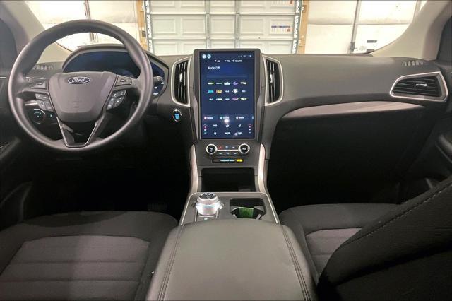 new 2024 Ford Edge car, priced at $35,000