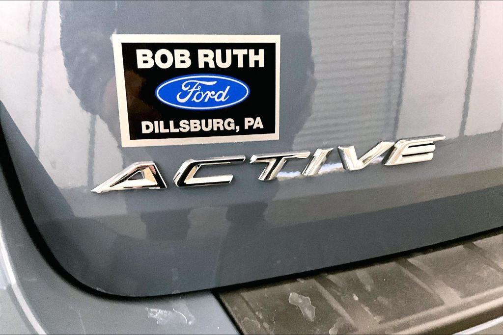new 2025 Ford Explorer car, priced at $41,664